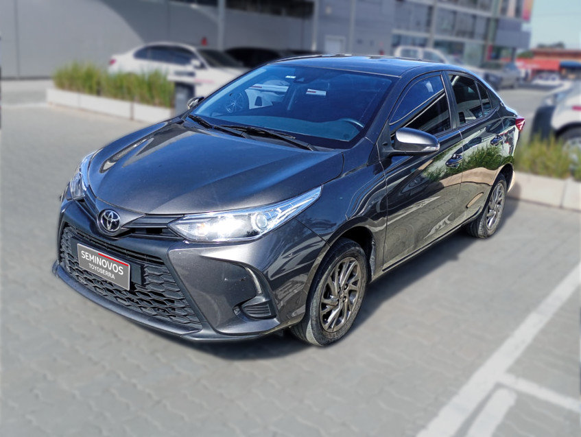 baixa km! - toyota yaris xs sedan 1.5 flex  automatico1