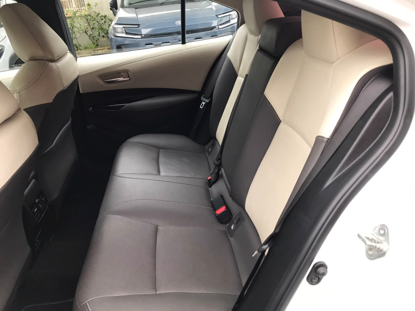 toyota corolla altis prem. 1.8 automatico (hibrido)8