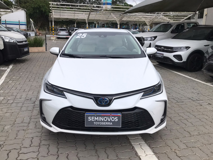 toyota corolla altis prem. 1.8 automatico (hibrido)11