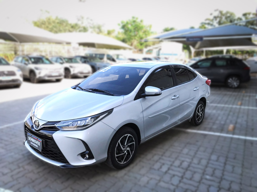 toyota yaris xls sedan 1.5 flex  automatico2