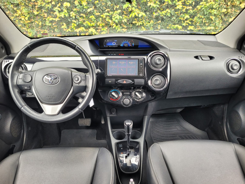 baixa km! - toyota etios cross 1.5 flex  automatico6