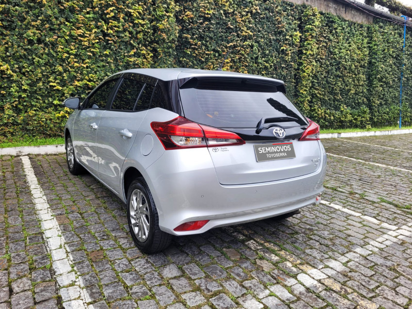baixa km! - toyota yaris xs 1.5 flex  automatico5