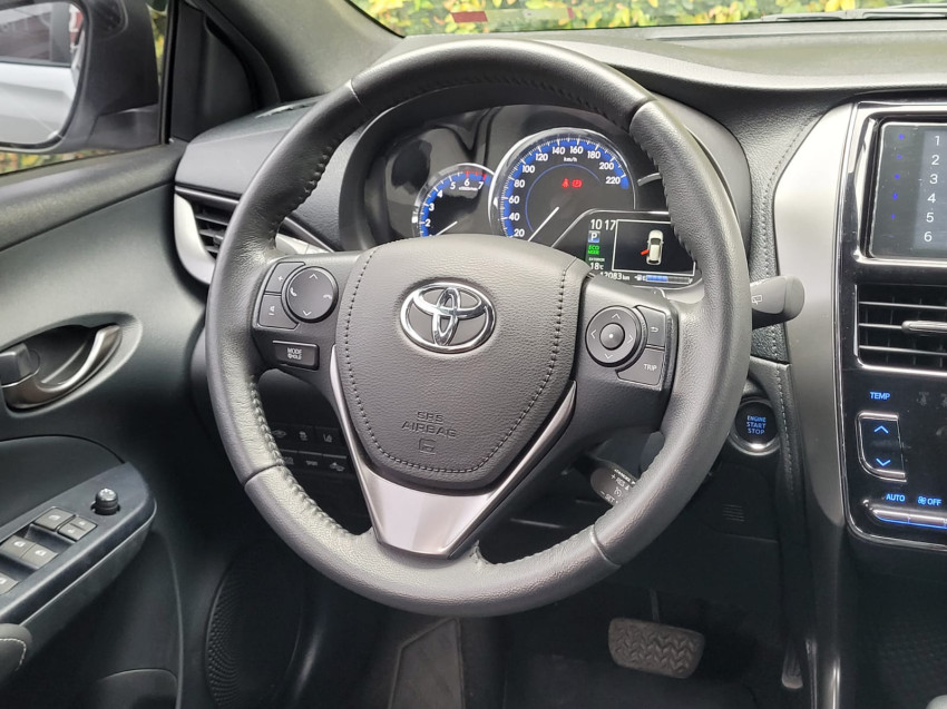 baixa km! - toyota yaris xs 1.5 flex  automatico12