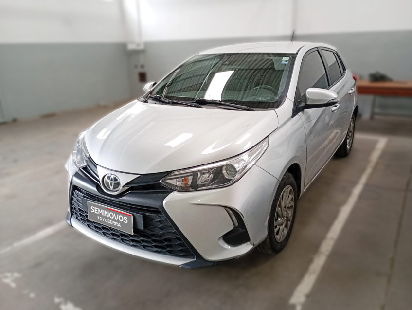 toyota yaris xs 1.5 flex  automatico1
