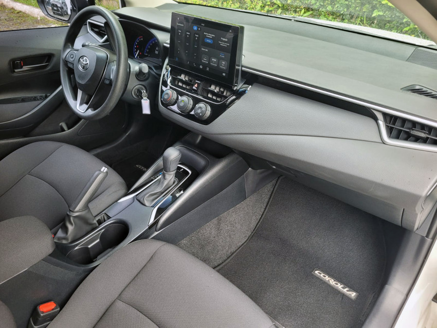 toyota corolla gli 2.0  flex automatico13