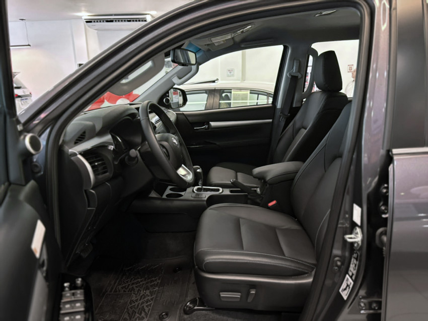 Toyota Hilux Cd Srx 4X4 2.8   Diesel Automático7