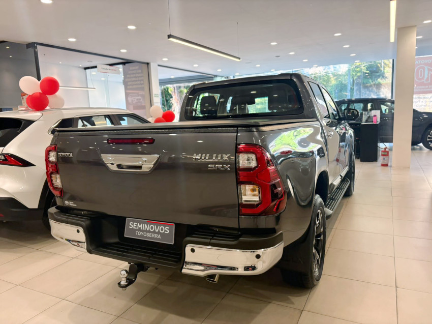 Toyota Hilux Cd Srx 4X4 2.8   Diesel Automático4