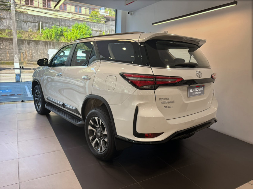 Baixa KM! - Toyota Hilux Sw4 Srx Plat. 4X4 2.8 Tb Die. Automático5