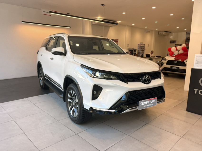 Baixa KM! - Toyota Hilux Sw4 Srx Plat. 4X4 2.8 Tb Die. Automático3