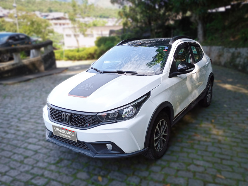 Baixa KM! - Fiat Argo Trekking 1.3  Flex1