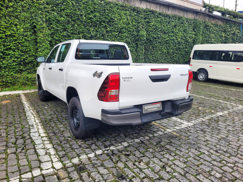Baixa KM! - Toyota Hilux Cd 4X4 2.8  Diesel Automático5