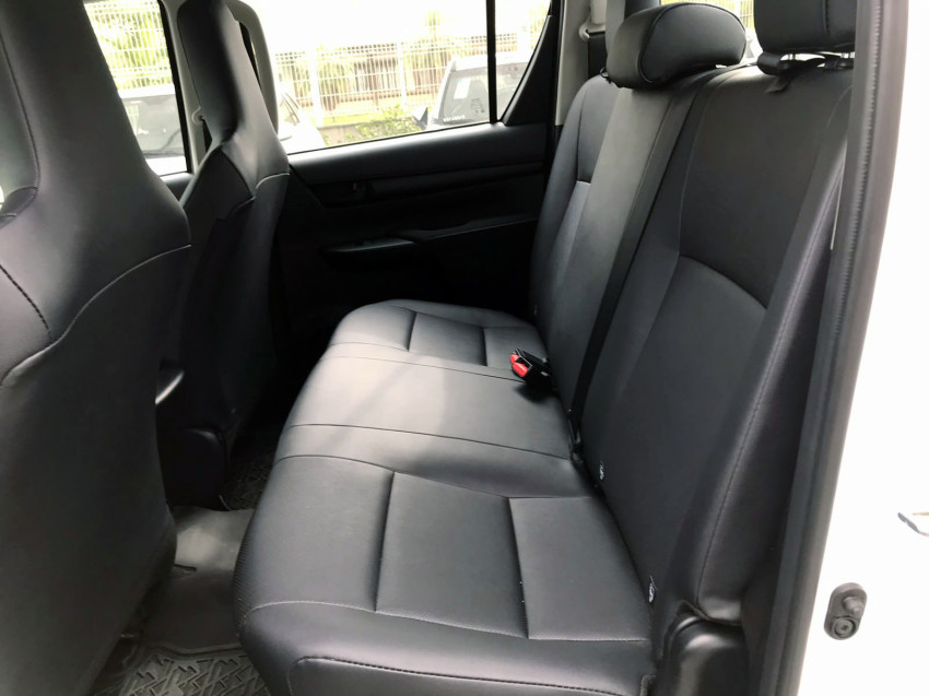 Baixa KM! - Toyota Hilux Cd 4X4 2.8  Diesel Automático8