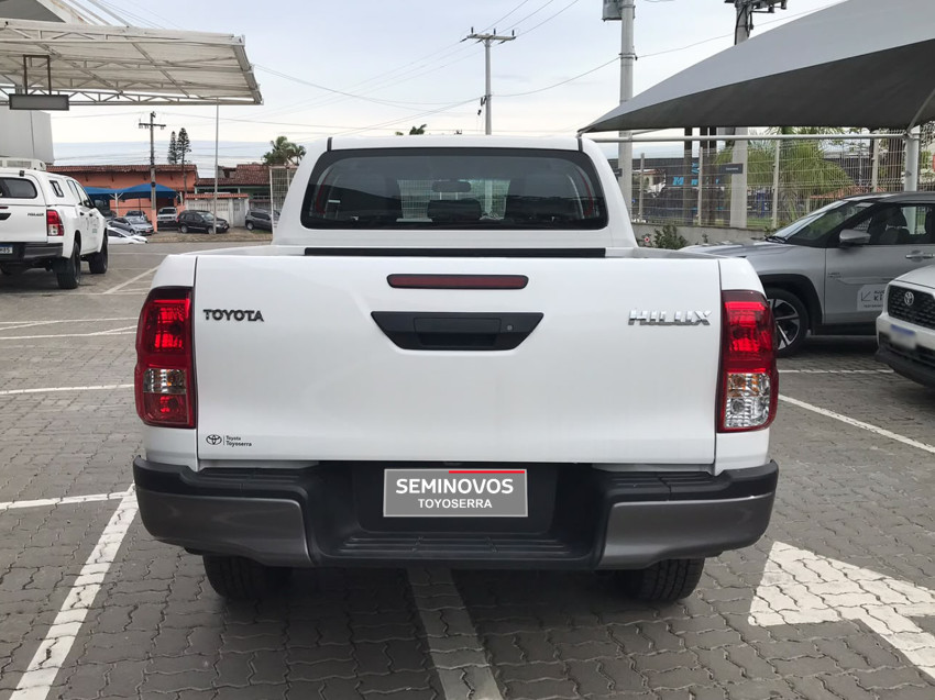 Baixa KM! - Toyota Hilux Cd 4X4 2.8  Diesel Automático12