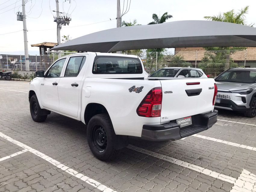 Baixa KM! - Toyota Hilux Cd 4X4 2.8  Diesel Automático5