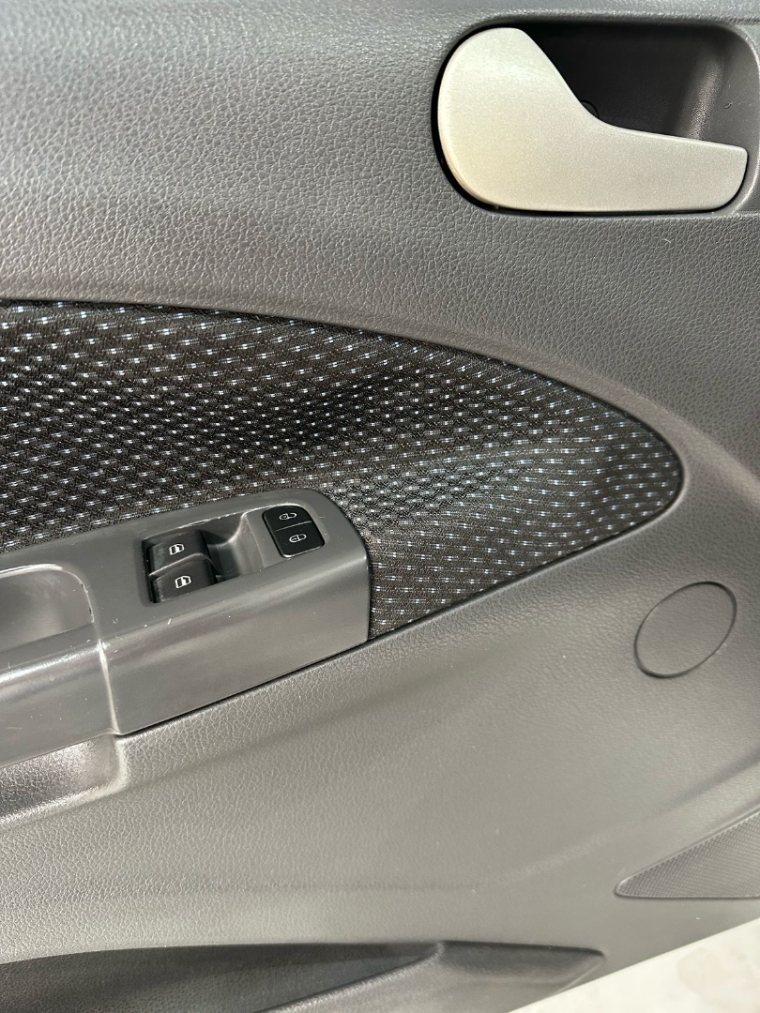 vw/voyage trendline 1.0