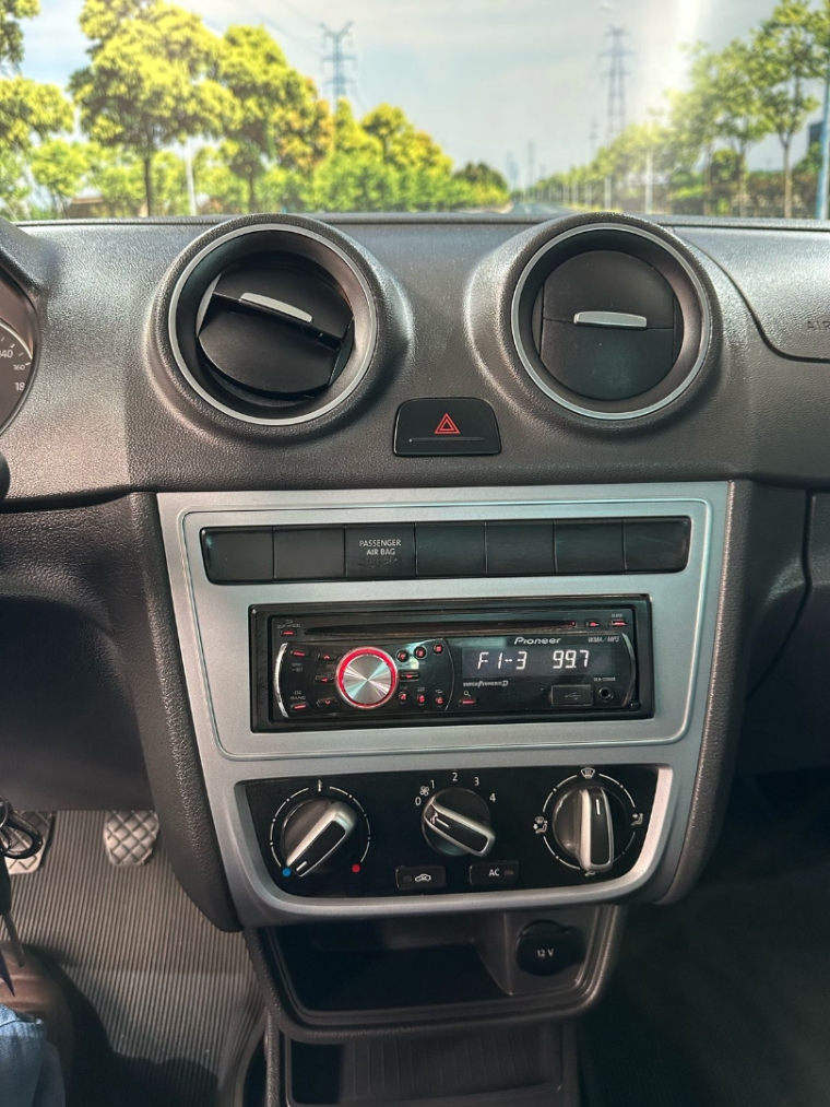 vw/saveiro 1.6 trendline