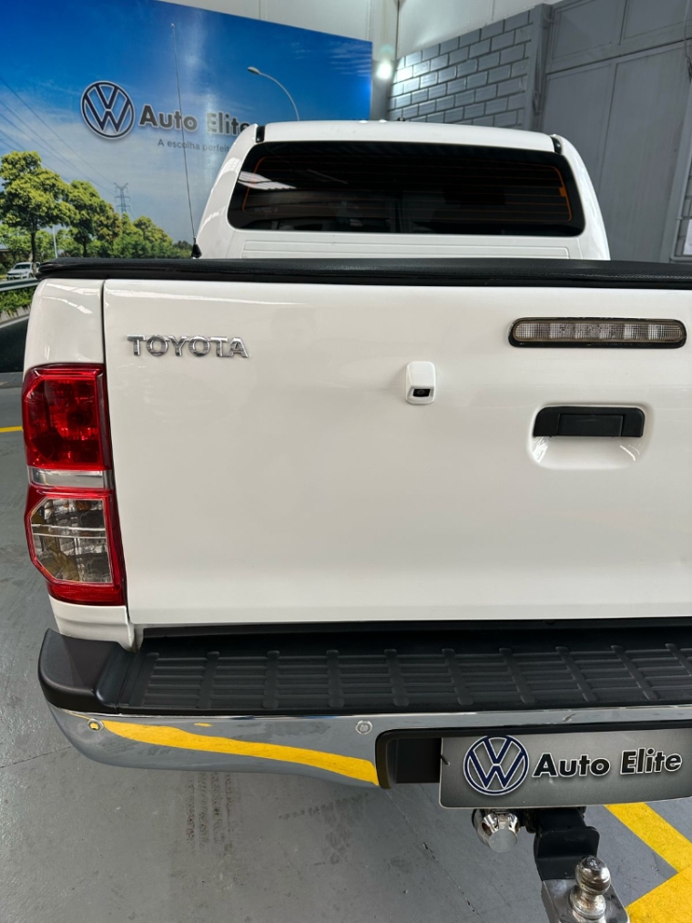 toyota/hilux 2.7 cd 4x4 srv