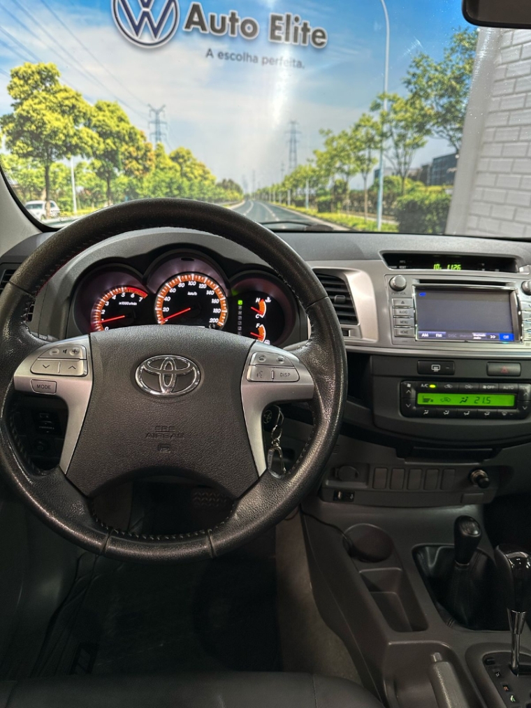 toyota/hilux 2.7 cd 4x4 srv