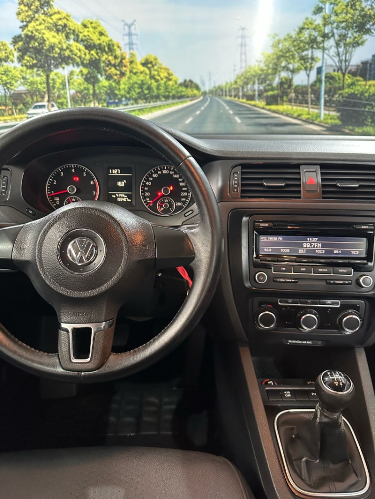 vw/jetta 2.0 manual