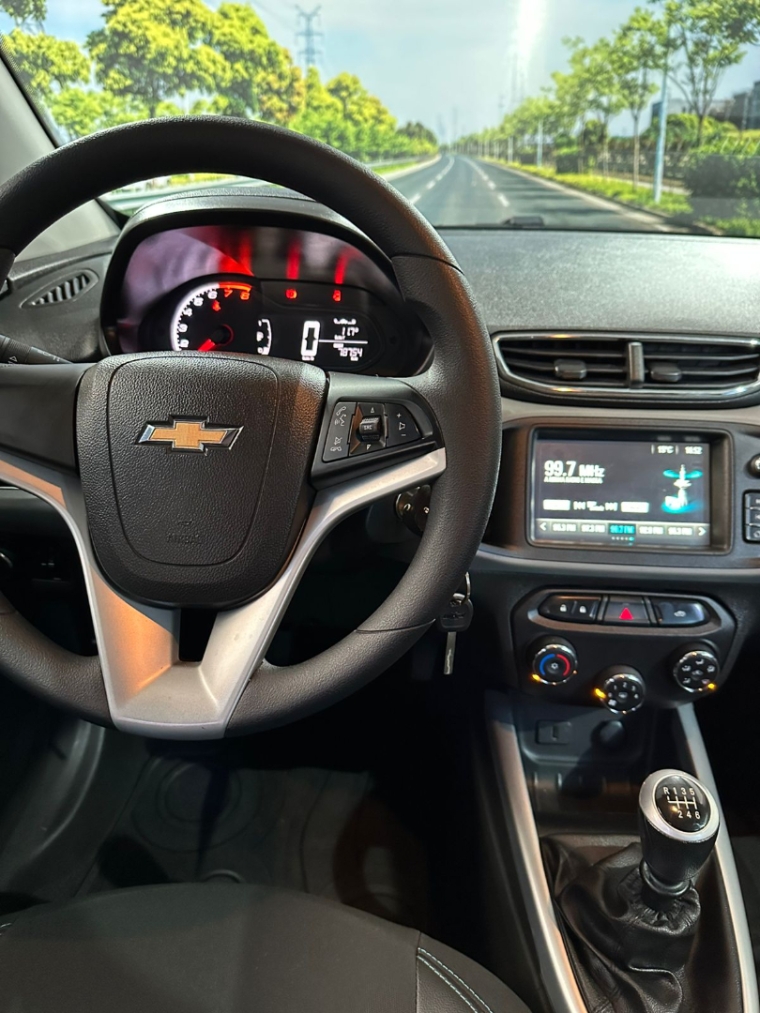 chev/onix lt 1.0