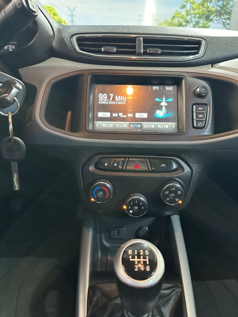 chev/onix lt 1.0