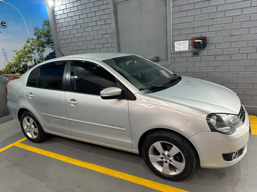 vw/polo sedan 1.6 comfort