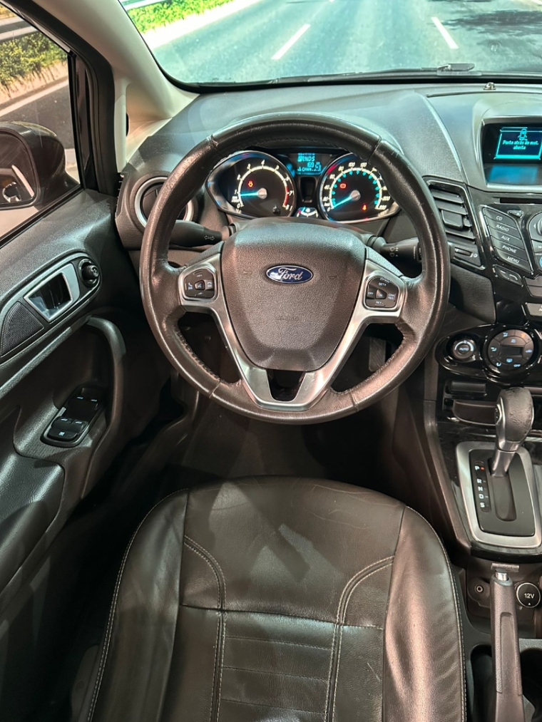 ford/fiesta titanium