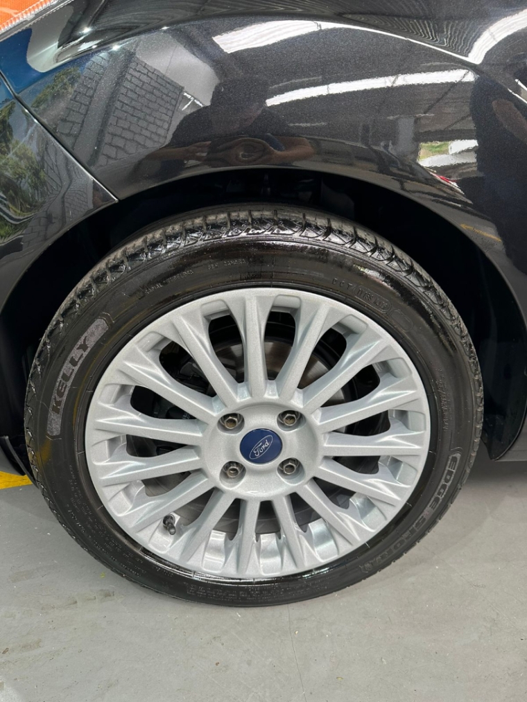 ford/fiesta titanium