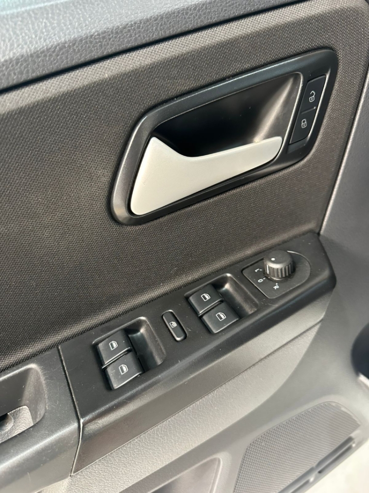vw/fox 1.6 connect imotion