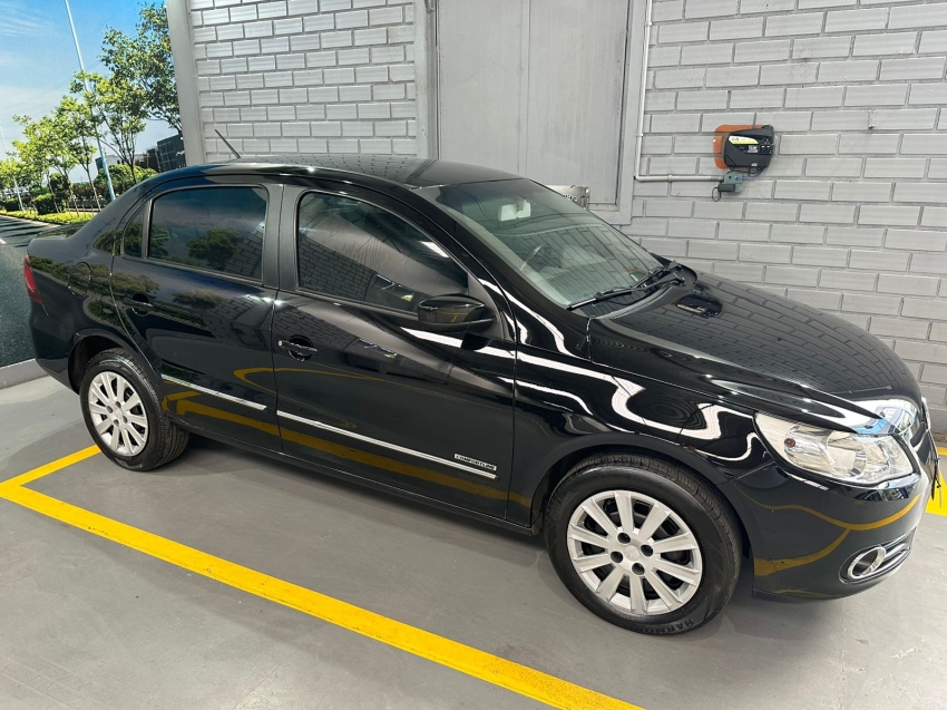 vw/voyage 1.6 comfort unico dono1