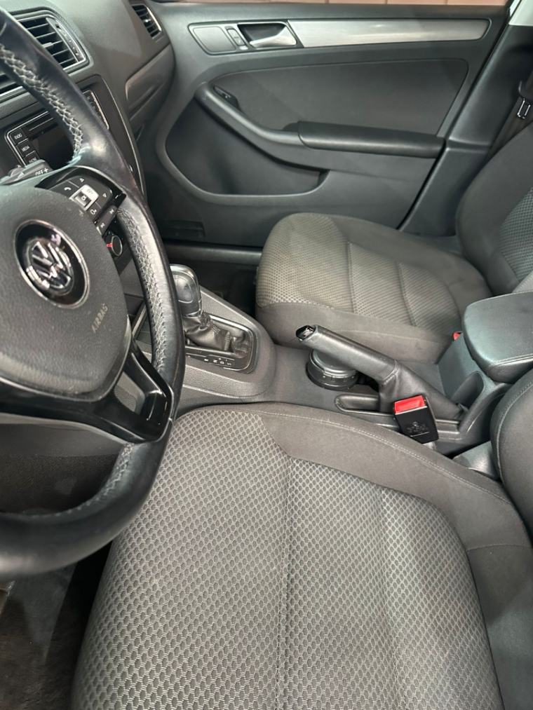 vw/jetta 1.4 comfort tsi10