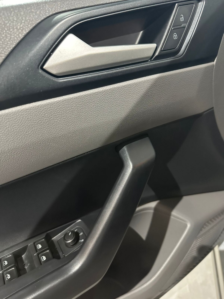 volkswagen polo 1.0 200 tsi comfortline automatico flex 4p 201911