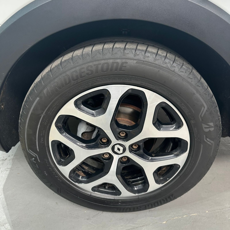 renault captur 2.0 16v hi-flex bose automatico 1.6 flex 4p 202111