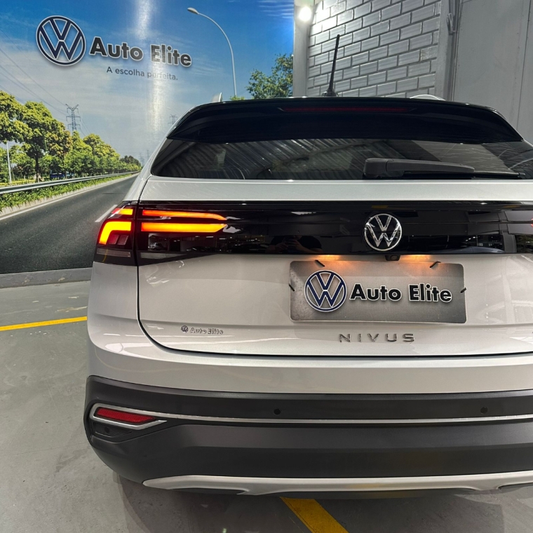 volkswagen nivus 1.0 200 tsi total flex highline automatico 4p 20215