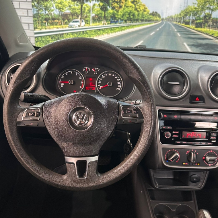volkswagen voyage 1.6 mi 8v flex 4p automatizado semiautomatico 201410