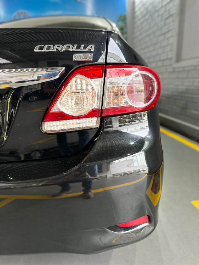 toyota corolla 1.8 gli 16v flex 4p automatico 20136