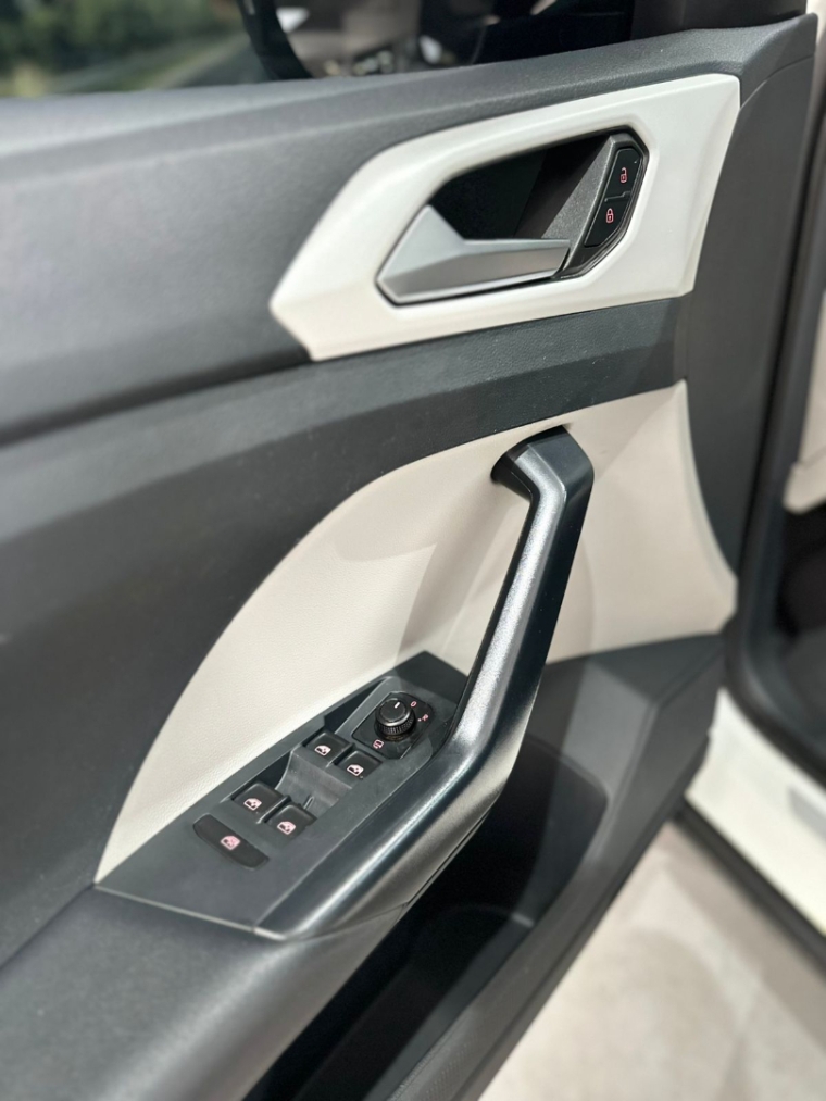 volkswagen t-cross 1.4 250 tsi total flex highline automatico 4p 20208