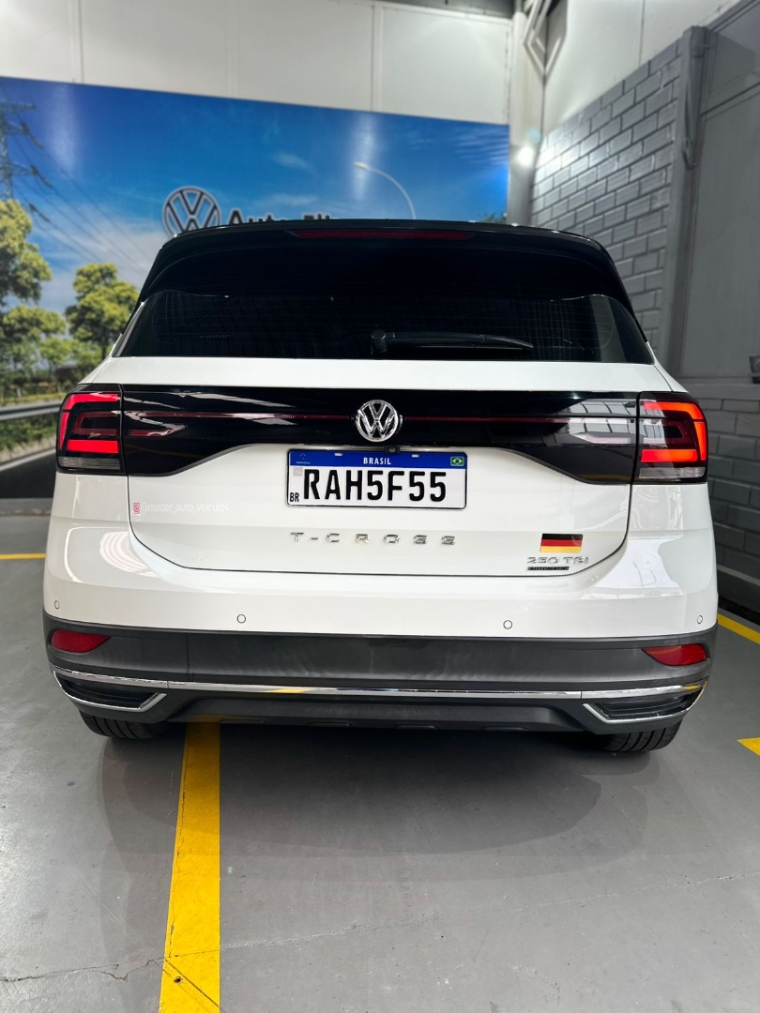 volkswagen t-cross 1.4 250 tsi total flex highline automatico 4p 20204