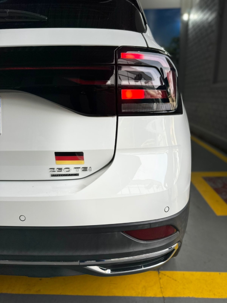 volkswagen t-cross 1.4 250 tsi total flex highline automatico 4p 20206