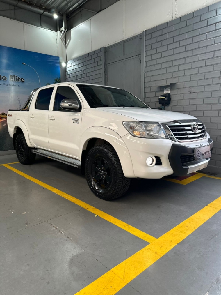 toyota hilux 2.7 sr 4x2 cd 16v flex 4p automatico 3.0 20153
