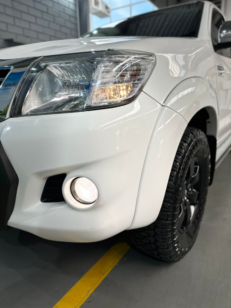 toyota hilux 2.7 sr 4x2 cd 16v flex 4p automatico 3.0 20151