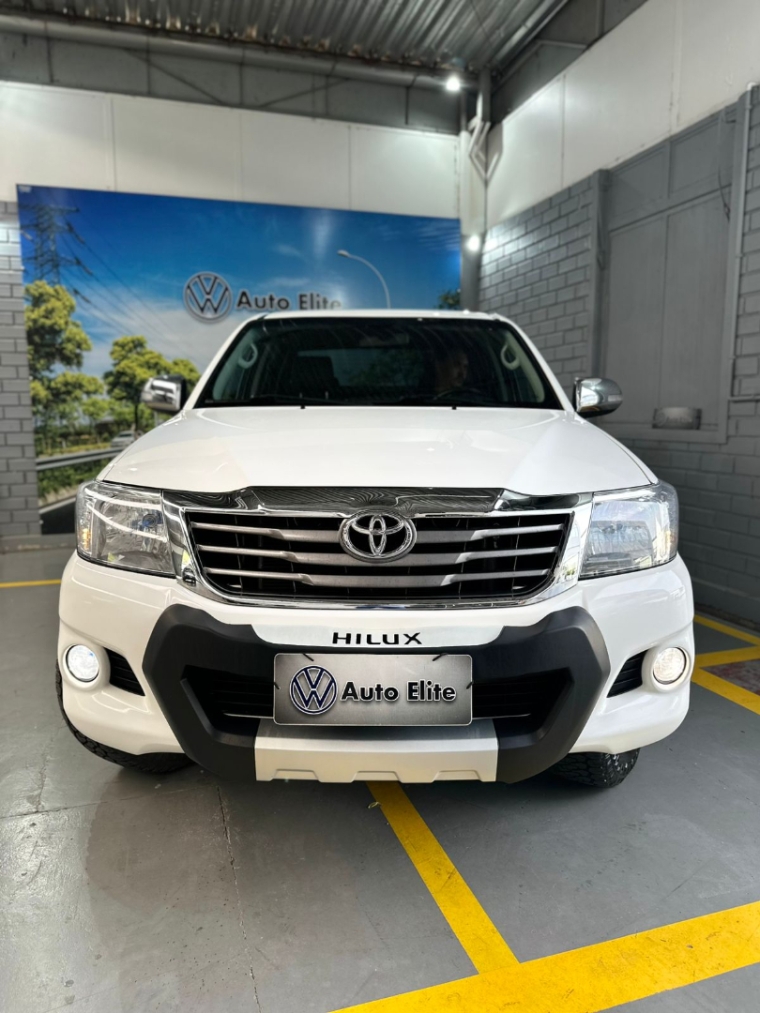 toyota hilux 2.7 sr 4x2 cd 16v flex 4p automatico 3.0 2015