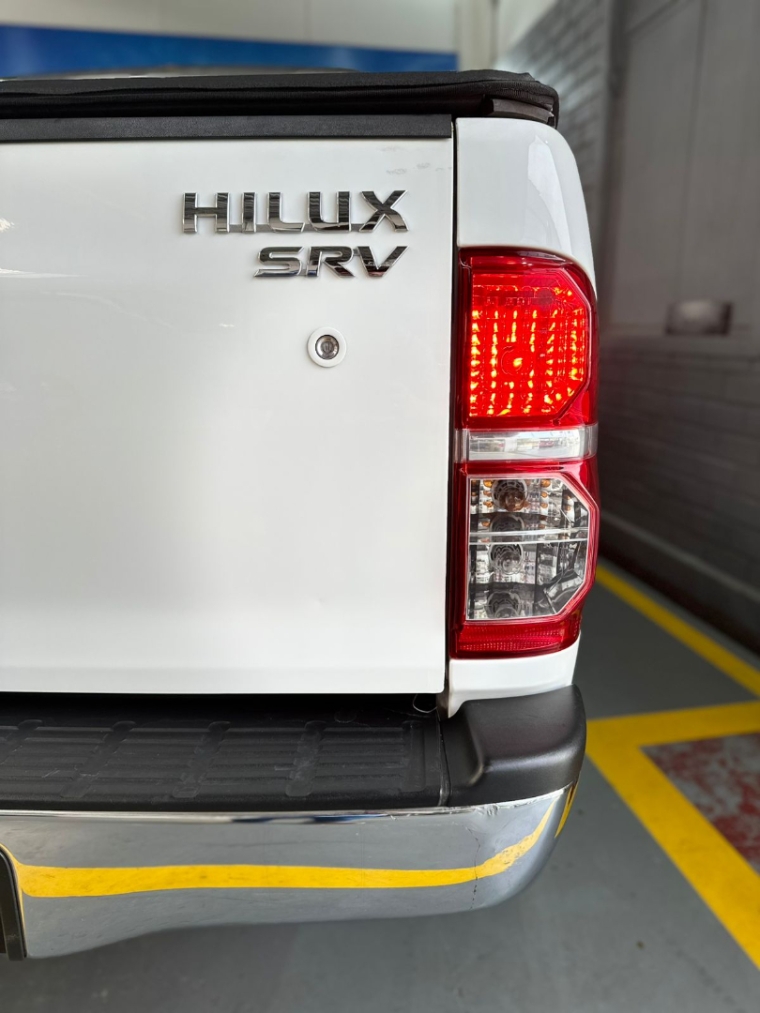 toyota hilux 2.7 sr 4x2 cd 16v flex 4p automatico 3.0 20156