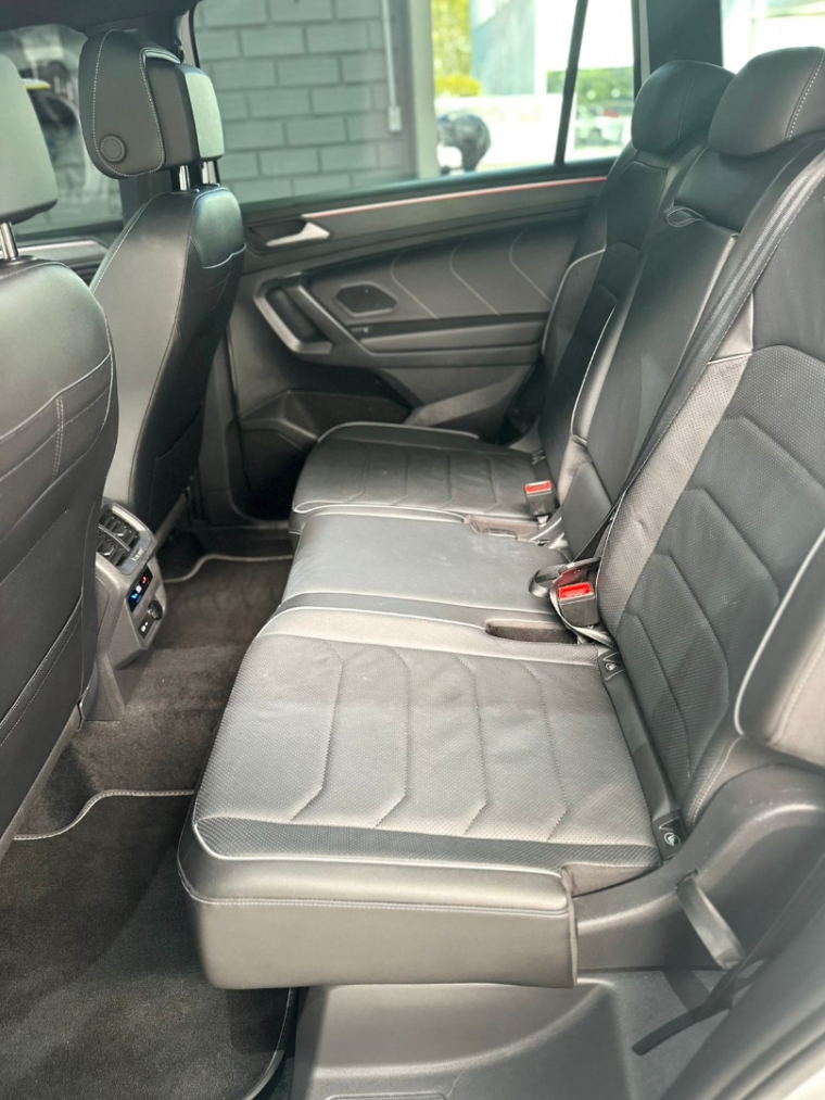 volkswagen tiguan 2.0 300 tsi gasolina allspace r-line automatico 4p 202412