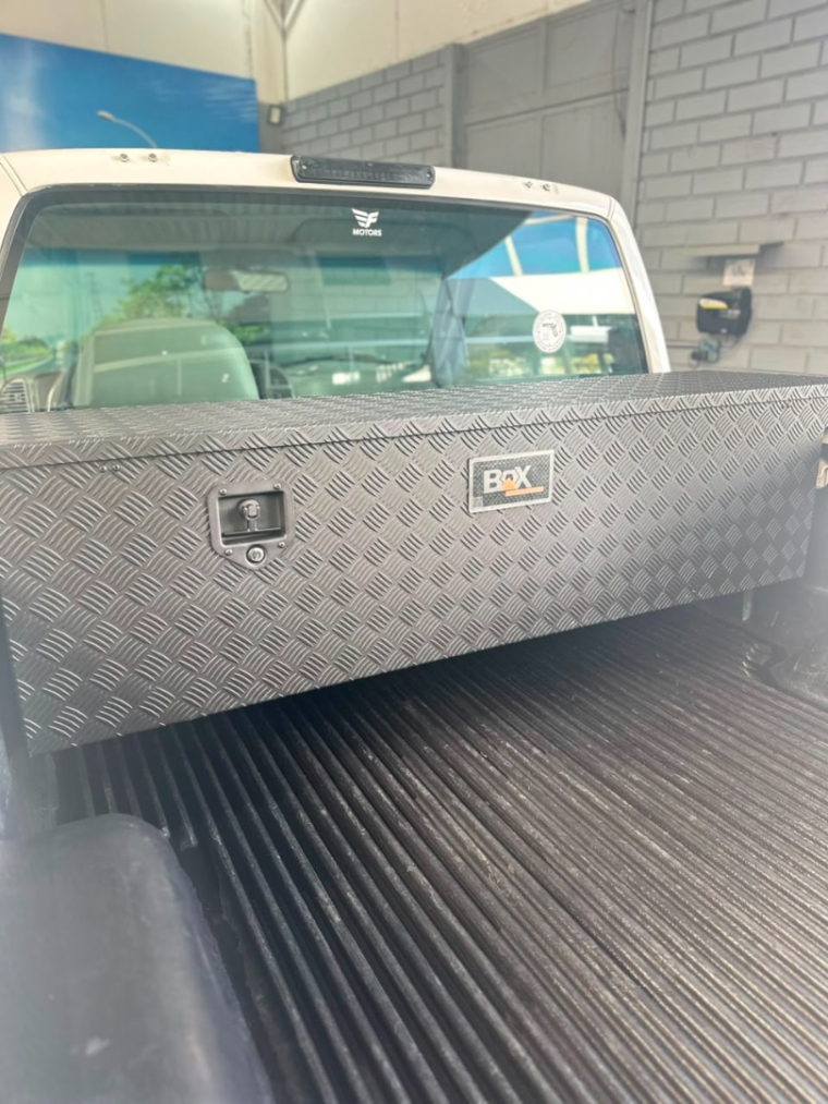 chevrolet silverado 4.2 d-20 4x2 cs 18v turbo intercooler diesel 2p manual 6.0 200114
