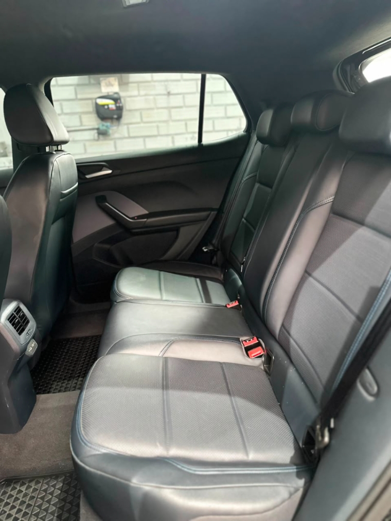 vw/t-cross 200tsi the town13
