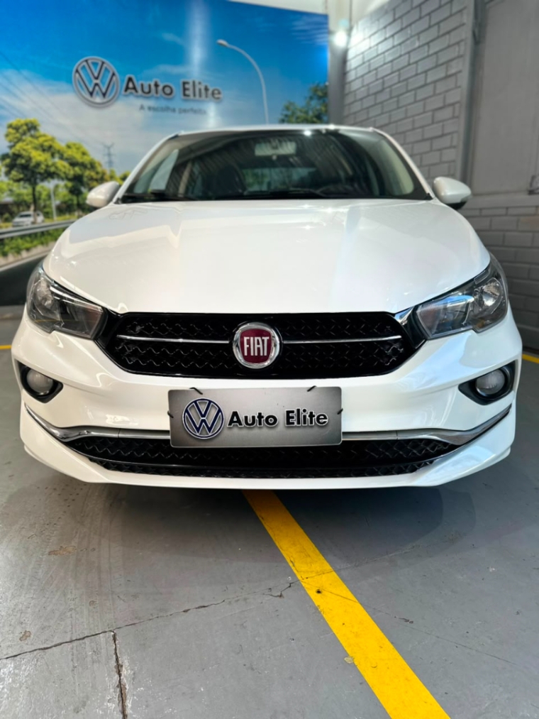 fiat/cronos 1.8 precision aut