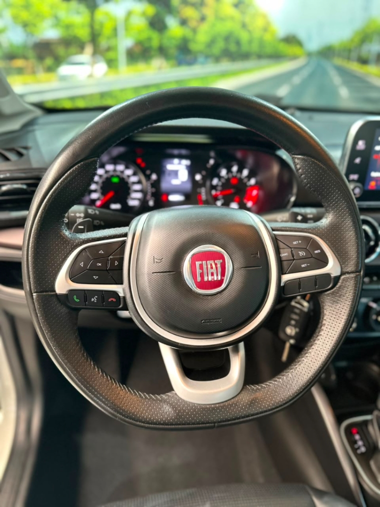 fiat/cronos 1.8 precision aut8