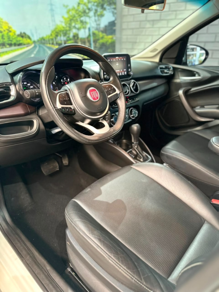 fiat/cronos 1.8 precision aut7