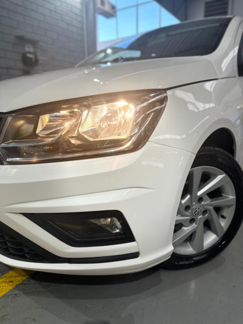 vw/voyage 1.6 automatico5